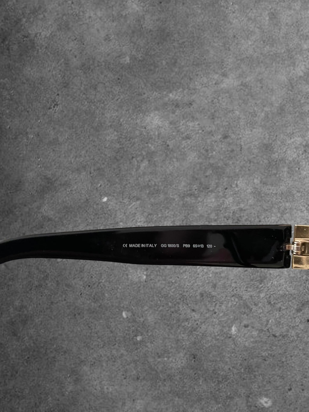 GUCCI Monogram Hinge Shield Sunglasses